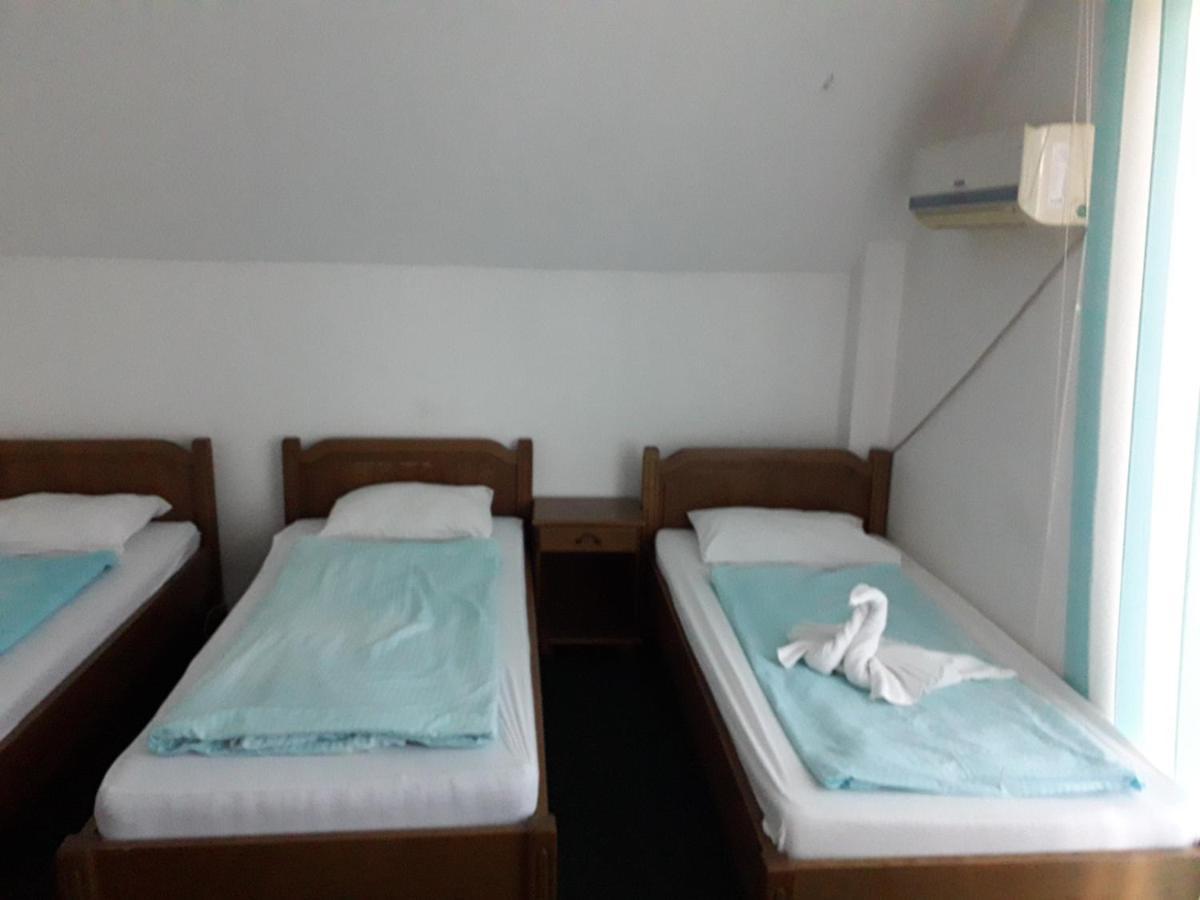Westmotelrestaurant Padurea Urziceni Zewnętrze zdjęcie